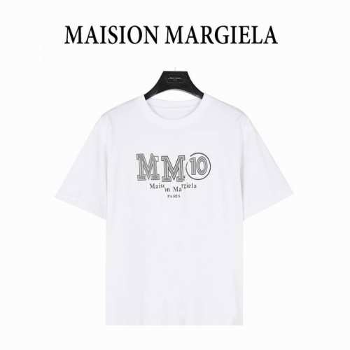 maisonmargiela 马吉拉 Mm10印花圆领短袖T恤 重磅精梳260G纯棉双纱面料 3D数码直喷工艺 后背四角手工缝线 螺纹定织定染通肩拉条工艺增加衣
