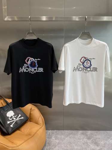 蒙家 蒙口短袖 简约大气，胸前多彩的品牌标志和“Moncler”字样，设计感满满，潮流又吸睛 面料亲肤舒适，M-3Xl 隔天
