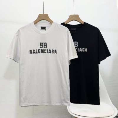 高品质 Balenciaga 巴黎世家马赛克模糊字母 宽松版型 男款短袖恤 全棉洗水面料 230克 料 柔软舒适！品质超好！基础款主要就是品质货！非常有趣 巴黎