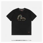 evisu 福神 25Ss 海鸥刺绣家花印花短袖 面料采用230克重精梳棉 定制32支1*1螺纹 成衣两遍水洗处理 面料舒适亲肤无异感 定制定染面料 纺织密度高