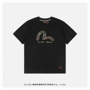 evisu 福神 25Ss 海鸥刺绣家花印花短袖 面料采用230克重精梳棉 定制32支1*1螺纹 成衣两遍水洗处理 面料舒适亲肤无异感 定制定染面料 纺织密度高