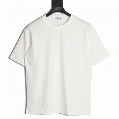 loewe 罗意威 25Ss 小标刺绣短袖T恤 面料采用定制240G 26支特滑双股精棉平纹高密无尘全棉布料 前幅高密度加厚 走线平整 代工品质 全套定制辅料