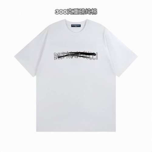 巴黎世家Balenciaga 联名古驰画个性字母印花短袖百搭T恤短袖情侣款 面料：重磅双纱300G纯棉新疆长绒棉越洗越有质感穿上去不松垮不起球不掉色。 克重：绝