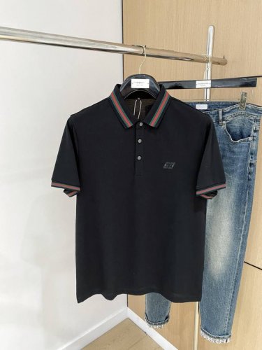 古驰25Ss新款春夏短袖翻领T恤Polo，最高版本客供定制高端朱地面料简单时尚款，螺纹拼色螺纹配色超级好看！经典Logo简单大方的款式！满满的高级感，四季可穿。