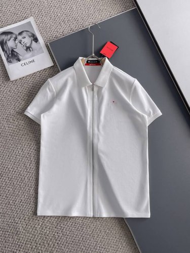 Kiton 高端商务 白领 单位人士必入单品！ 无痕压胶冰丝休闲商务短袖Polo，科技面料，冰丝无痕，体感非常棒，手感顺滑质感很棒！弹性好，无任何束缚感，面料自
