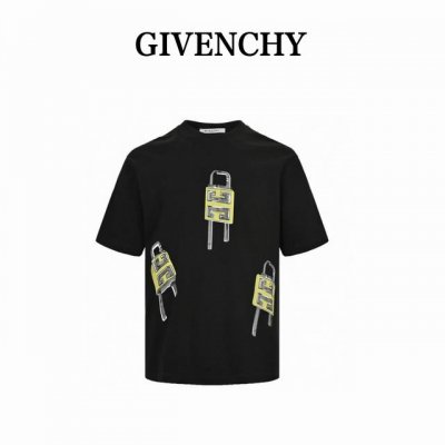 Givenchy 纪梵希 24Ss 锁头印花短袖 采用50纸双股精梳棉配套32支索罗纳螺纹面料，3D数码直喷工艺，以白色双股面料做黑色直喷工艺后效果呈现外黑里白