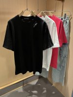 chrome Hear*S 克*心 2025春夏新品男女同款破洞限量版克*心短袖T恤，墙裂推荐！时尚傲娇的Chrome Hear*S，被全世界宠幸着。2025S