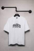 Aeniaa 巴黎世家 前印paris短袖T恤 克重240 工艺洗水处理 椭圆裂纹机印花 数码直喷网点工艺 对位整齐 无毛边 进口环保浆料刮浆 效果立体 字母清