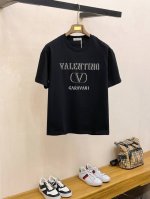 市场有仿版认准工艺和面料 25Ss华伦家纯棉最新面料 最高版本 胸前后背Val字母撞色发泡工艺经典标识图案Logo时尚简约潮流短袖，最顶级的品质专柜原单短袖，顶