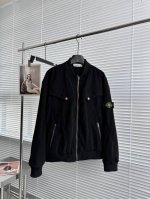 新款上新 Stone Island 石头岛灯灯芯绒夹克外套 石头岛春季新品推荐 Cleanfit短宽廓形剪裁 修饰身形 解构 打褶 拼接多元素融合 重磅灯芯绒面