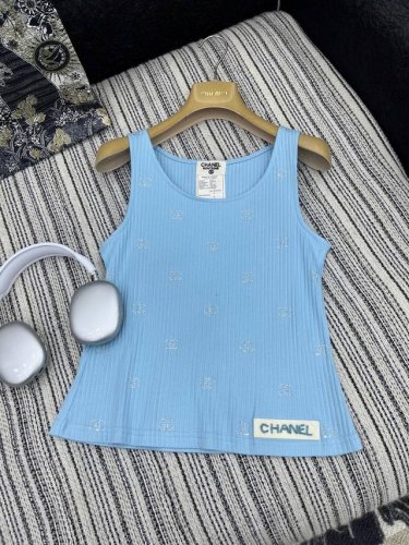 爆款现货 原单品质 Chan*｜25中古系列手工烫钻订珠背心 精致版型上身巨显瘦！ 定制手工 精品设计 低调奢华！ 时髦精必备单品解锁所有穿搭！ 认准我家品质！
