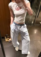 新品上新长裤 短裤90 Aw 条纹字母刺绣长裤 高级定制 ：*大王条纹裤 ：长版 满幅的Aw 字母Logo印花超吸睛 视觉冲击力超强 轻松成为焦点 中高腰设计巧