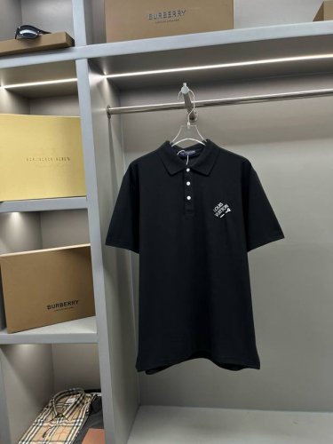 Lv 路易威登 别针字母刺绣新款polo衫 原版面料 官方同款 采用210克纯棉珠地面料，定制 同缸染面料 手感非常舒服爽滑 版型挺阔有型 一线品牌代工厂p出品