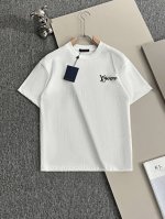 p110 Louis Vuitton* 2025春夏款上新 原高版本 驴家Lv 面料采用270克高密度纯棉 不变形 不缩水 工艺介绍：双线走位 胸口压花+后背