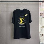 A65 Louis Vuitton 路易 钻石航线圆领短袖 特殊烫钻环保胶浆印花，采用300足克面料 不缩水 不变形 环保胶浆印花后的面料手感柔软、舒适，适合贴