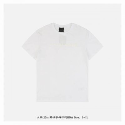 大鹅 25Ss 鹅标字母印花短袖 面料采用16支精棉平纹布 克重，领口罗纹采用21支拉架1*1罗纹360克重，精选环保发泡油墨，经高温定型与耐磨测试，多次洗涤仍