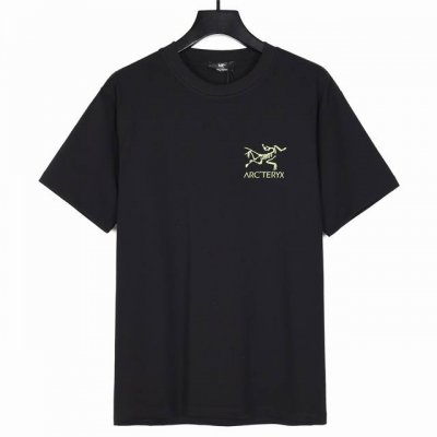 Arc'teryx 始祖鸟 25Ss经典短袖T恤 绿色标志性小鸟Logo 印花短袖T恤 面料采用300克重双纱精梳棉，定制32支1*1螺纹，成衣两遍水洗处理，面
