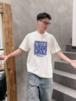 纪梵希2025夏季新款短袖T恤，特色的线绣工艺，个性艺术系列全网独家首发 百搭款细节处理完美240克纯棉面料十分精致 原版面料 网红明星同款高版本 高品质手感非