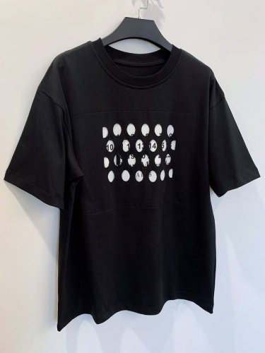好货上新 Maisonmargiela 马吉拉 镂空圆洞数字圆领短袖T恤 重磅精梳260G纯棉双纱面料 定位冲孔 定位印花 后背手工四角标缝线 螺纹定织定染通肩