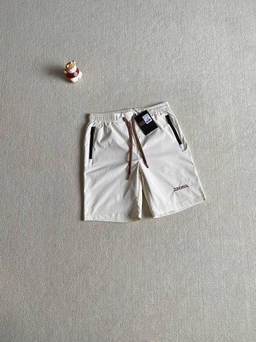 报单款号05142 zegna 杰尼亚 男装春夏新品男士商务休闲运动短裤 直筒利落的设计 简洁直接 却十分有个性 五分裤长 舒适不费力 刚刚及膝的长度 带来运动