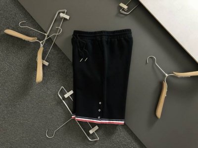 Tb*合身版型M-Xxxl 最新最顶级织带融合下摆开衩短裤 最顶级的品质专柜原单休闲裤顶级制作工艺进口面料 专柜款独特设计 采用进口高端订制进口丝线手感一流 官
