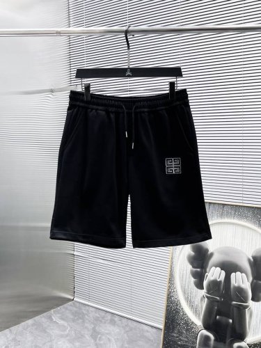 纪梵希 Givenchy 2025夏季新款 短裤 休闲裤，高端版本！专柜定制面料 透气舒适度高，细节无可挑剔，品牌元素设计理念，体现高品质。手感细腻柔软！呈现休
