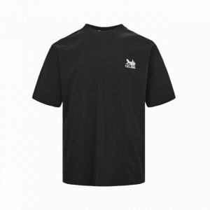 celine 赛琳 24Ss 马车刺绣短袖 面料采用定制240G 26支特滑双股精棉平纹高密无尘全棉布料。前幅高密度加厚，走线平整，代工品质，全套定制辅料。 S