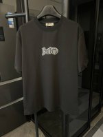 高版 Burberry 巴宝莉 25Ss 草体发泡字母印花短袖 黑 重磅克重260G纯棉双纱面料 螺纹定织定染通肩拉条工艺增加衣物清洗寿命 触感舒适 品质上乘