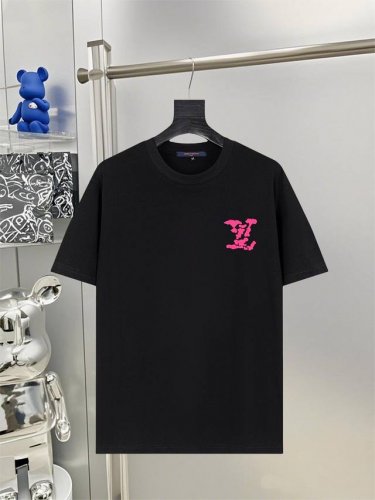 Lv路易威登25Ss新款短袖 最高版本重工艺印花经典Logo图案 高标准定制 上身非常有型 客供进口高档280克纯棉面料质感非常细腻 细节工艺精湛考究 塑造性极