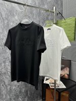 lv 顶级货品 2025春夏新款首发专柜最新款短袖圆领T恤 微阔版型 高端订制 设计前卫时尚！品牌Logo重工艺设计 高端定制280克高克重面料.手感柔软.穿着