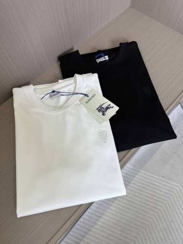 25Ss 新款Burberry刺绣短T 面料采用进口新氧棉面料，这块面料以透气增氧，吸湿排汗，健康环保为理念，在有机棉纤维中纳入米氧化锌颗粒，赋予抗菌.防臭.抗