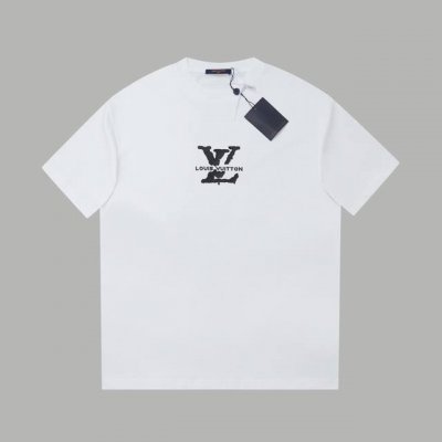 LV 25Ss早春新款 立体海绵发泡Lv字母短袖 轻奢主义 男女日常通勤穿搭必备单品 正确版本 欢迎对比 详细特征 320克 % 纯棉双纱汗布面料 同缸定染特种