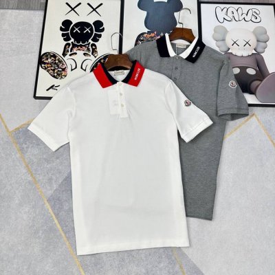 盟可睐Moncler蒙口 25Ss春夏新品翻领T，高端品相。80支原版珠地棉，高支高密 质感无敌赞，舒适透气有股感。领子最新配色风格，新颖时尚。 颜色：灰色 白