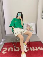 绿X版本 燕麦色 顶级版本Fear Of God Essentials Fog小标植绒短裤男女情侣明星同款纯棉宽松透气休闲裤 第八季最新款植绒Logo一出 可谓