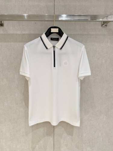 l夏季新品翻领Polo短袖 时尚单品设计，更加时尚舒适，高标准定制，上身非常有型，奢华品牌经典Logo图案 客供辅料，客供进口舒适透气面料质感非常细腻，细节工艺