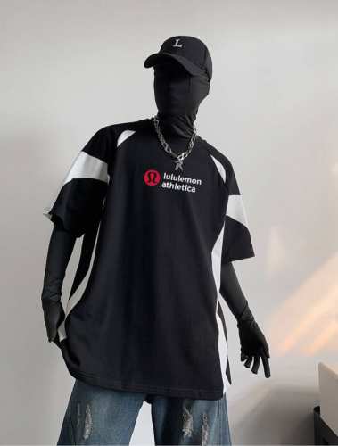 新款Lululemon 露露插肩撞色拼接Ins 领口螺纹针织情侣同款宽松落肩短袖T恤 面料: 300G重磅纯棉新疆长绒棉 采用特定重磅32S精棉平纹针织面料，3