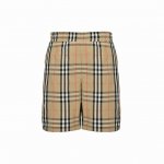 Burberry 巴宝莉 格纹印花双面穿短裤 原版购入重磅全衣从原材料进行开发，全网首发最高版本。采用进口原料进行面料制作，。起订8000米面料，由进口色织机日