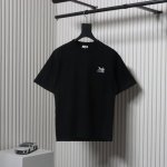 celine赛琳Ce 马车短袖T恤面料采用定制240G 26支特滑双股精棉平纹高密无尘全棉布料。前幅高密度加厚，走线平整，代工品质，全套定制辅料。 Size：S