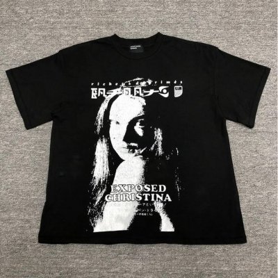 顶级版本Erd忧郁的富二代克里斯蒂娜印花水洗做旧短袖情侣短袖 忧郁的富二代 来自备受关注的小众高端时装品牌Erd 忧郁的富二代 Clean Fit风格 erd的