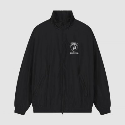 8331# Balenciaga X Lamborghini 最高版本 兰博基尼联名外套 进口尼龙功能性面料，经纬三线混纺，手感舒适透气。采用3D立体剪裁，左胸