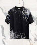 高品质 Dior 迪奥星空泼墨字母Logo新款T桖！ 25Ss春夏新品，官网同步开售。全身采用环保染料，无甲醛，对身体无危害， 采用32支260克双纱纯棉原版面