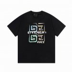 隔天到 Givenchy 纪梵希 彩色手绘字母～印花 Logo标识精致升级 原版面料 官方同款 短袖T恤 定制260克同缸染面料 手感非常舒服 春夏最新版本 颜