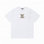 隔天到 Louis Vuitton 路易威登 字母麻绳印花 Logo标识精致升级 原版面料 官方同款 短袖T恤 同缸染面料 手感非常舒服 春夏最新版本 颜色:白