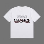 高端品质 Versace 2025Fall 春夏系列 花卉Logo短袖T恤 区别普通印花 定织300G32支双纱纯棉面料 宽松版型 男女同款 Size：Xs S