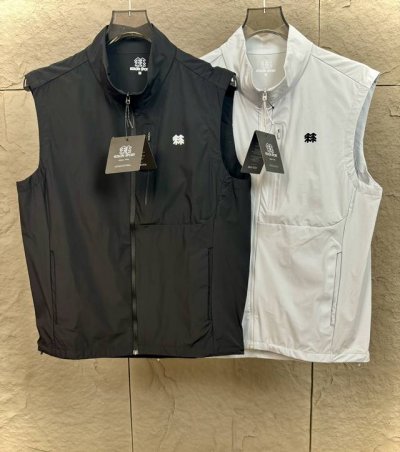 原版定制 Kolon Sport可隆马夹防泼水防风防晒Upf70+男士透湿凉感弹力马夹 款式经典、简洁、百搭，是春秋夏秋三季叠穿搭配的利器 1当下出门，T恤外面
