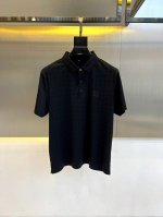 Given纪梵希、25Ss春夏新款进口冰丝混纺针织短袖翻领Polo衫。采用客供进口65.2%莱赛尔29.3%棉5.5%冰丝混纺材质，面料干爽透气，不易磨损，棉与