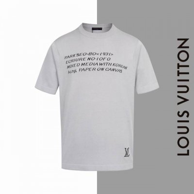 款号#Z150 lv字母图标针织短袖 louisvuitton 官网一致款式 面料 仿羊毛精品纯棉针织 同缸同色织染螺纹 颜色一致 配套 三标齐全 纸板 油纸