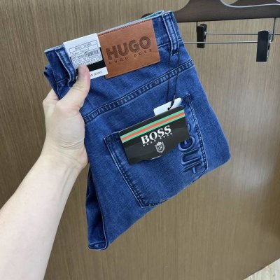 新款 Hugo 高端定制、25Ss春夏最新款牛仔裤 柜台同步发售 进口固色面料 原版定制复刻 客供五金辅料 原单品质 重工洗水 做工走线精细 上身绝佳！优选单品