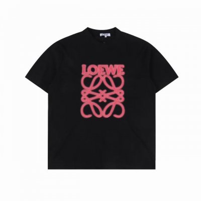 loewe 罗意威 经典款 阴影印花刺绣短袖 甄选长绒棉纱，260G精纺高支重磅定织定染面料， 裁前高温洗水定型，成品再洗柔，穿着感受亲肤棉柔，垂感自然。 专柜