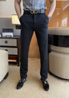 杰尼娅 2025Ss蛇年春夏贺岁款休闲裤。原单1:1制作，日常必备的完美之选，简单大气亦时尚有型，定制进口欧棉面料 ，重工洗水工艺，做工复杂工艺精湛。轻松迎合四
